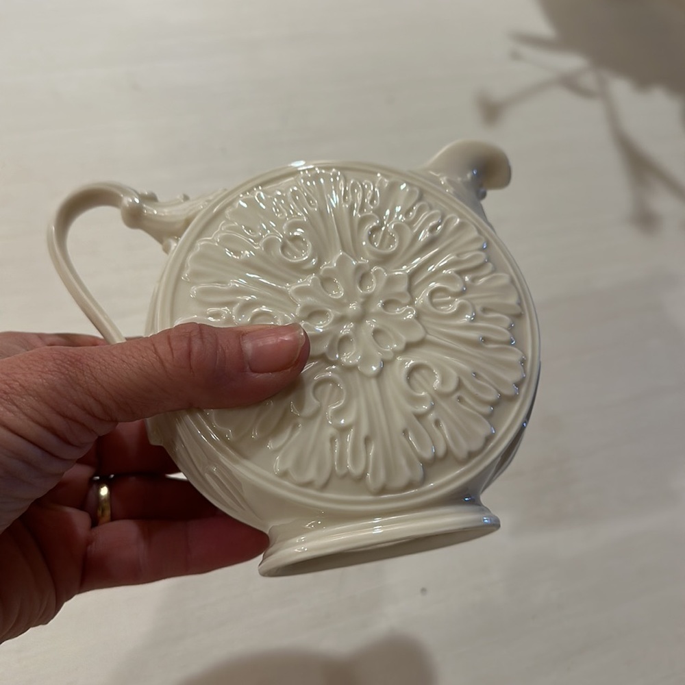 Lenox Pitcher - Picture 4 of 7